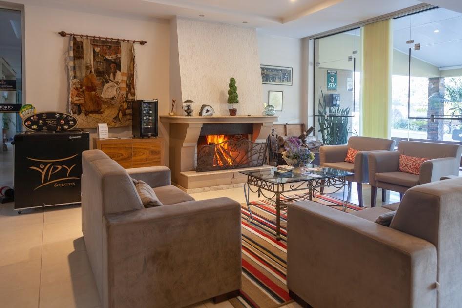 Hotel Fiorio フローレス・ダ・クーニャ エクステリア 写真